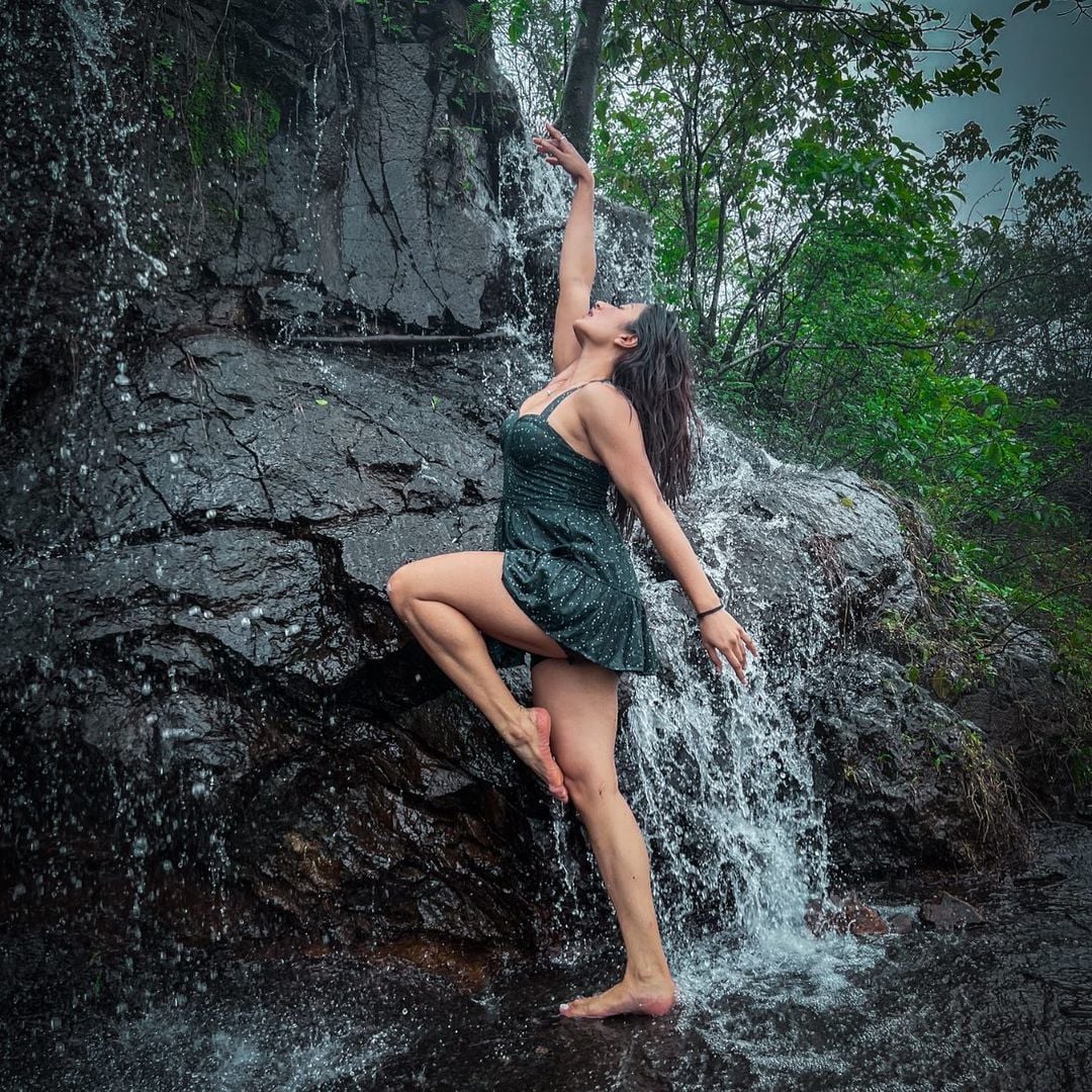 Shreya Kalra nude 12
