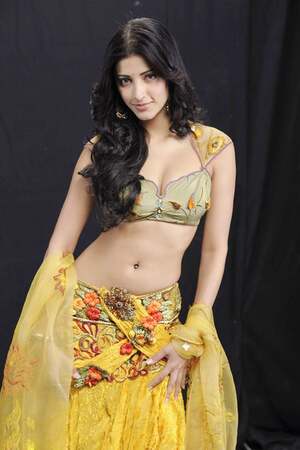 Shruti Hasan nude 3