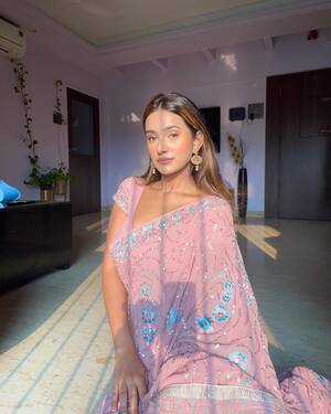 Shubhna Agarwal nude 10