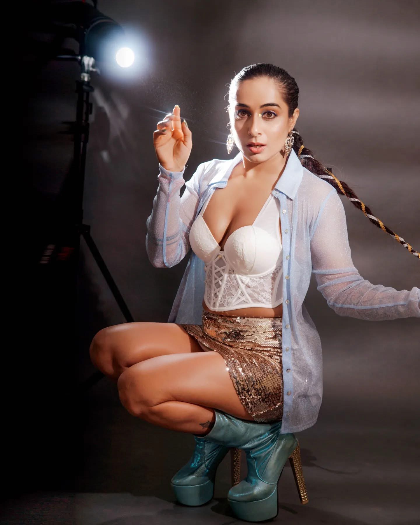 Shweta Mehta nude 9