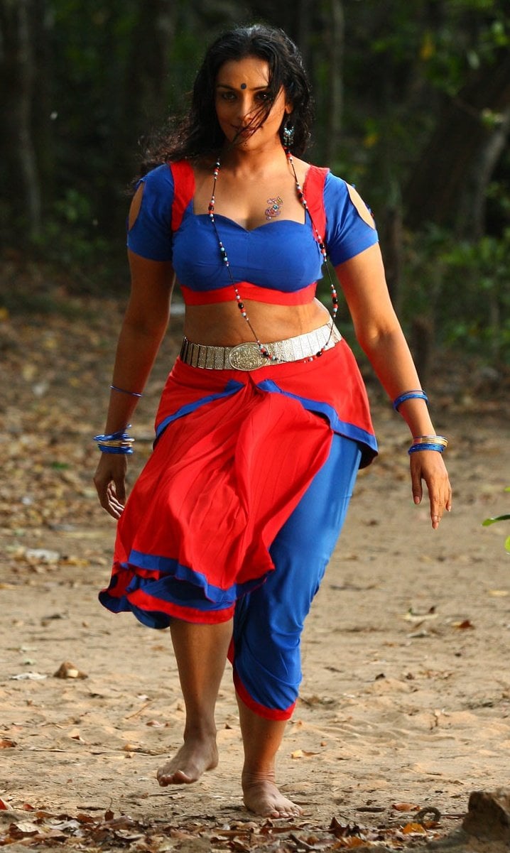 Shweta Menon nude 10