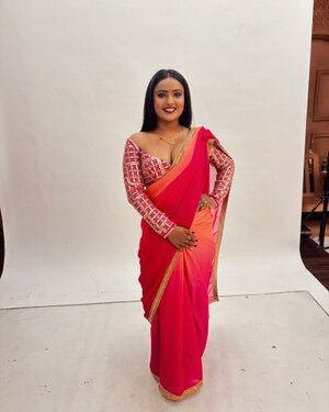 Shyna Khatri nude 5