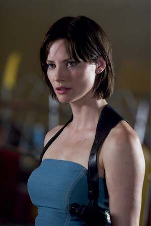 Sienna Guillory nude 5