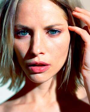 Sienna Guillory nude 6