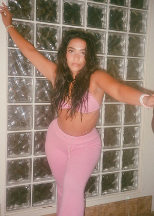Sienna Mae Gomez nude 10