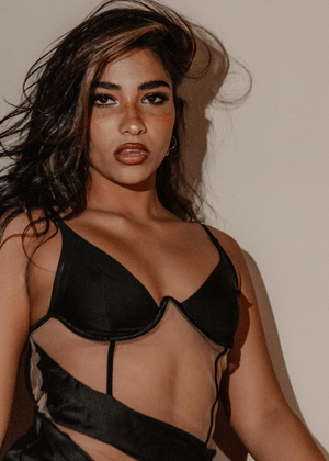Sienna Mae Gomez nude 12