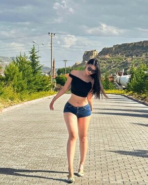 Sika Cheng nude 6