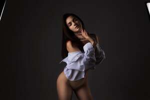Simona Purr nude 5
