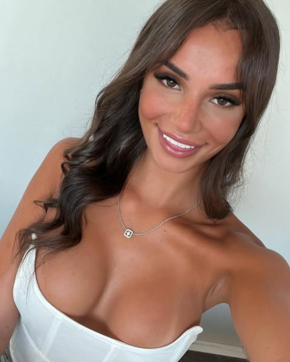 Sinead BTS nude 8