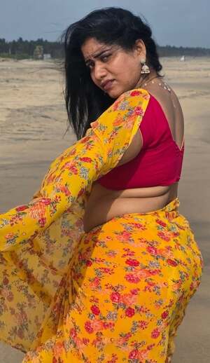 Siri Naidu nude 4