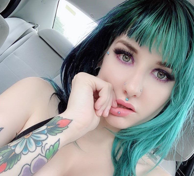 Skella Borealis nude 7