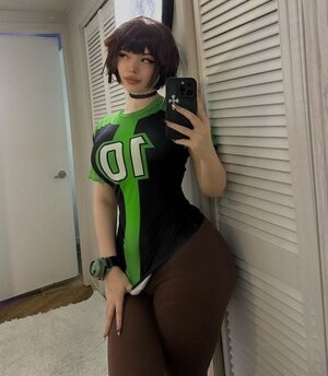 Skirby nude 5