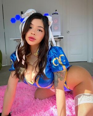 Skyler Lo nude 10