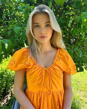 Sofia Grindeland nude 10
