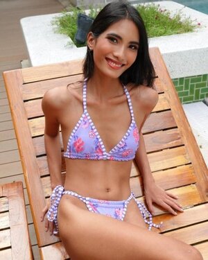 Sofia Hiroki nude 5
