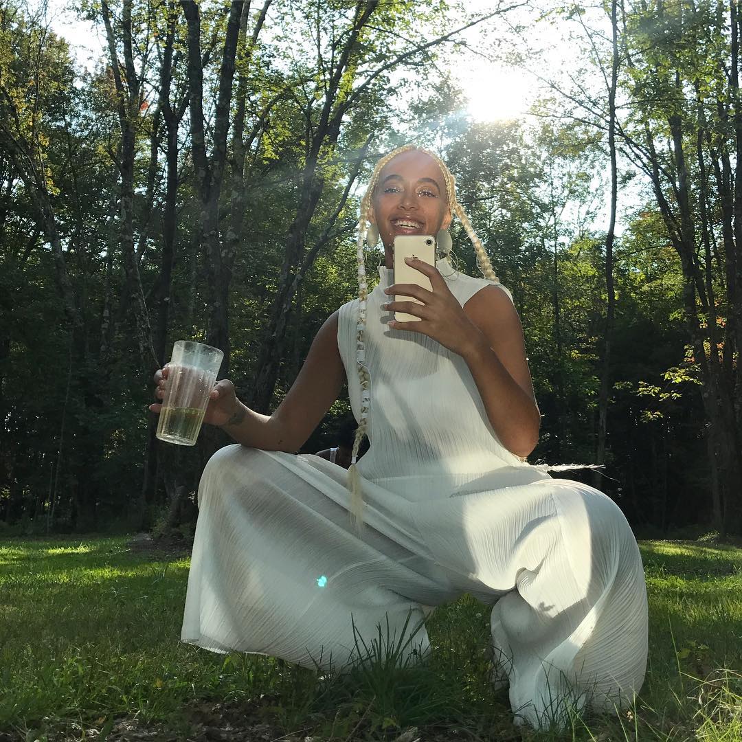Solange Knowles nude 8