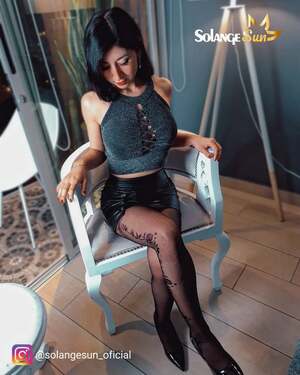 Solange Sun nude 10