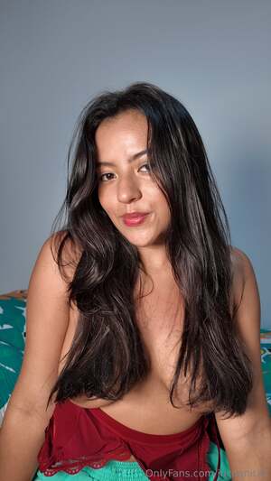 Solo Incognita nude 11
