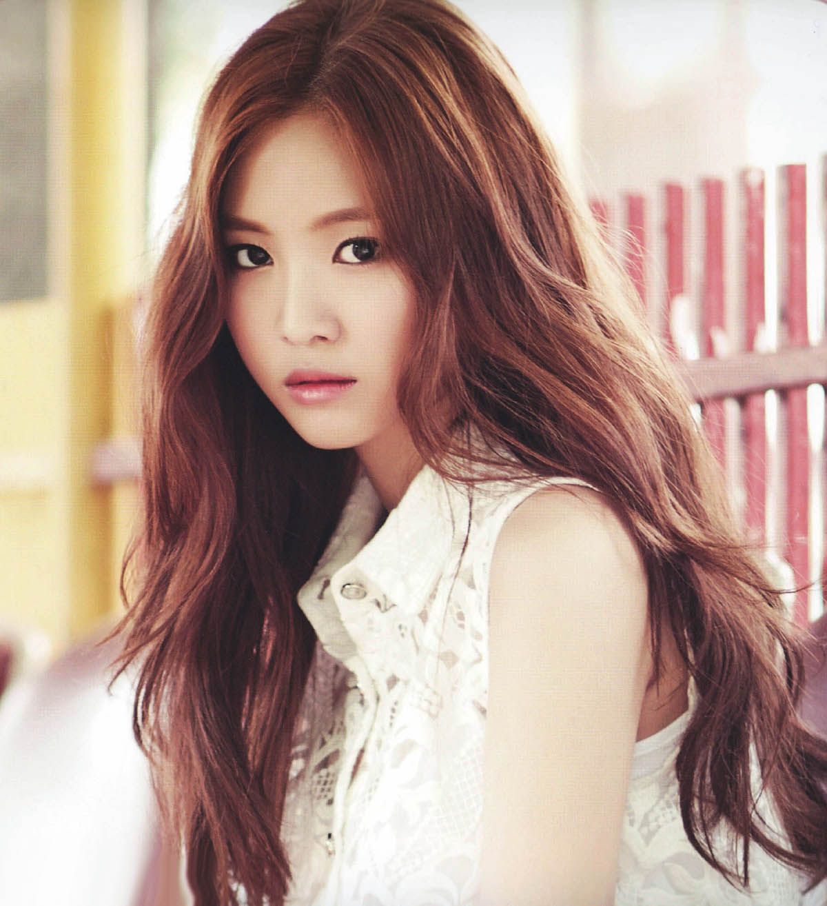 Son Na-eun nude 5