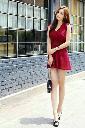 Son Yoon Joo nude 4