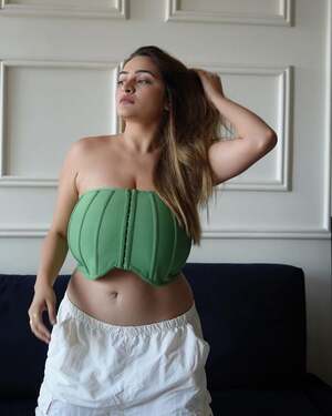 Sonali Malhotra nude 8