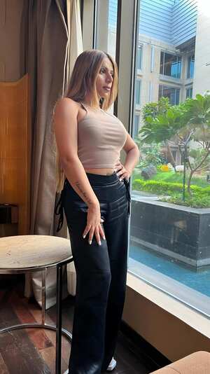Sonia Arora nude 7