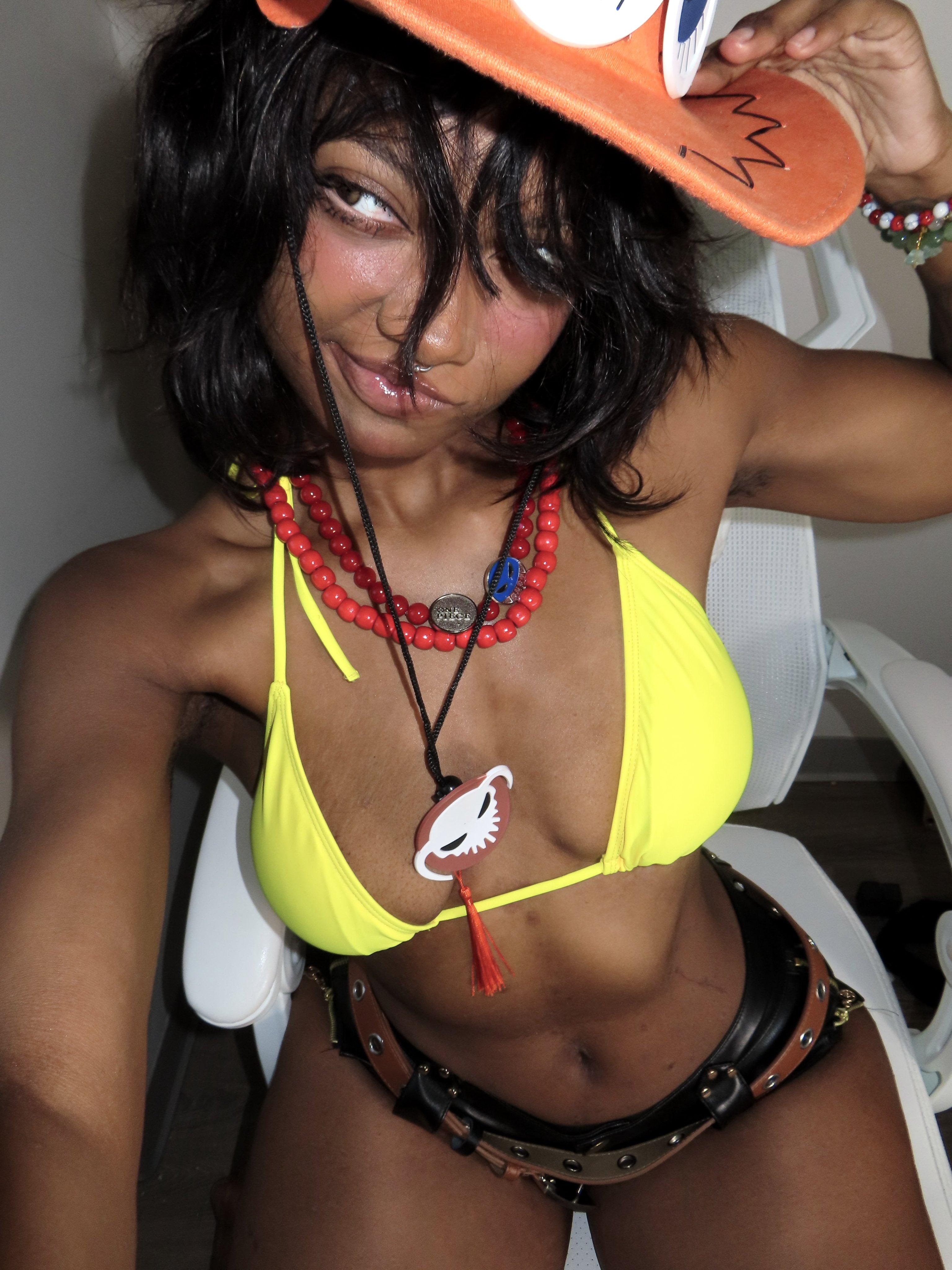 Soph Hee nude 7