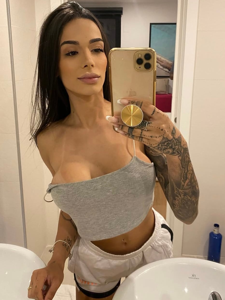 Sophia Carracini nude 4