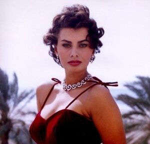 Sophia Loren nude 12
