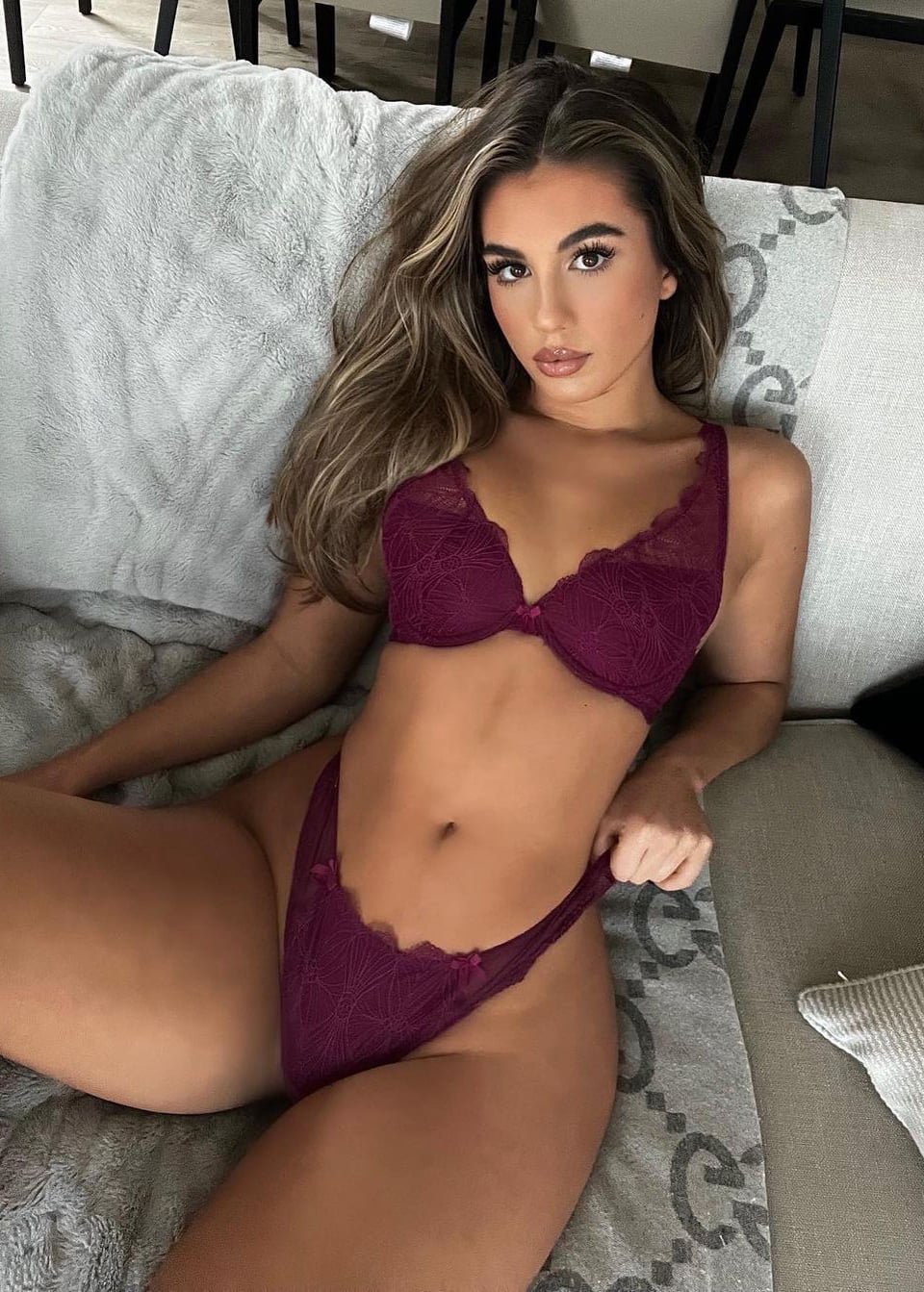Sophia Peschisolido nude 8