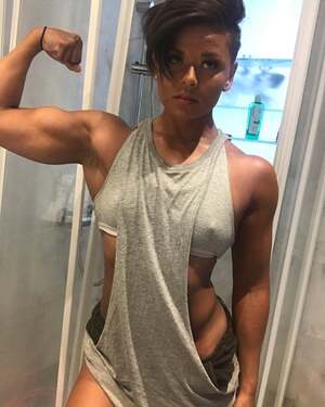 Sophie Arvebrink nude 7