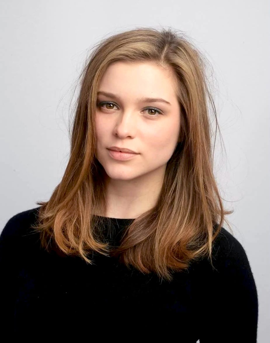 Sophie Cookson nude 6