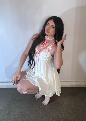 Sophie Fergi nude 3