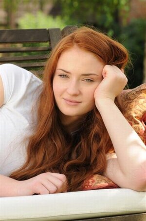 Sophie Turner nude 11