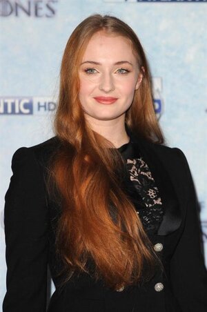 Sophie Turner nude 9