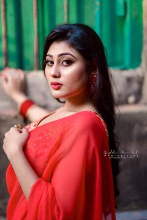 Soumi Saha nude 11