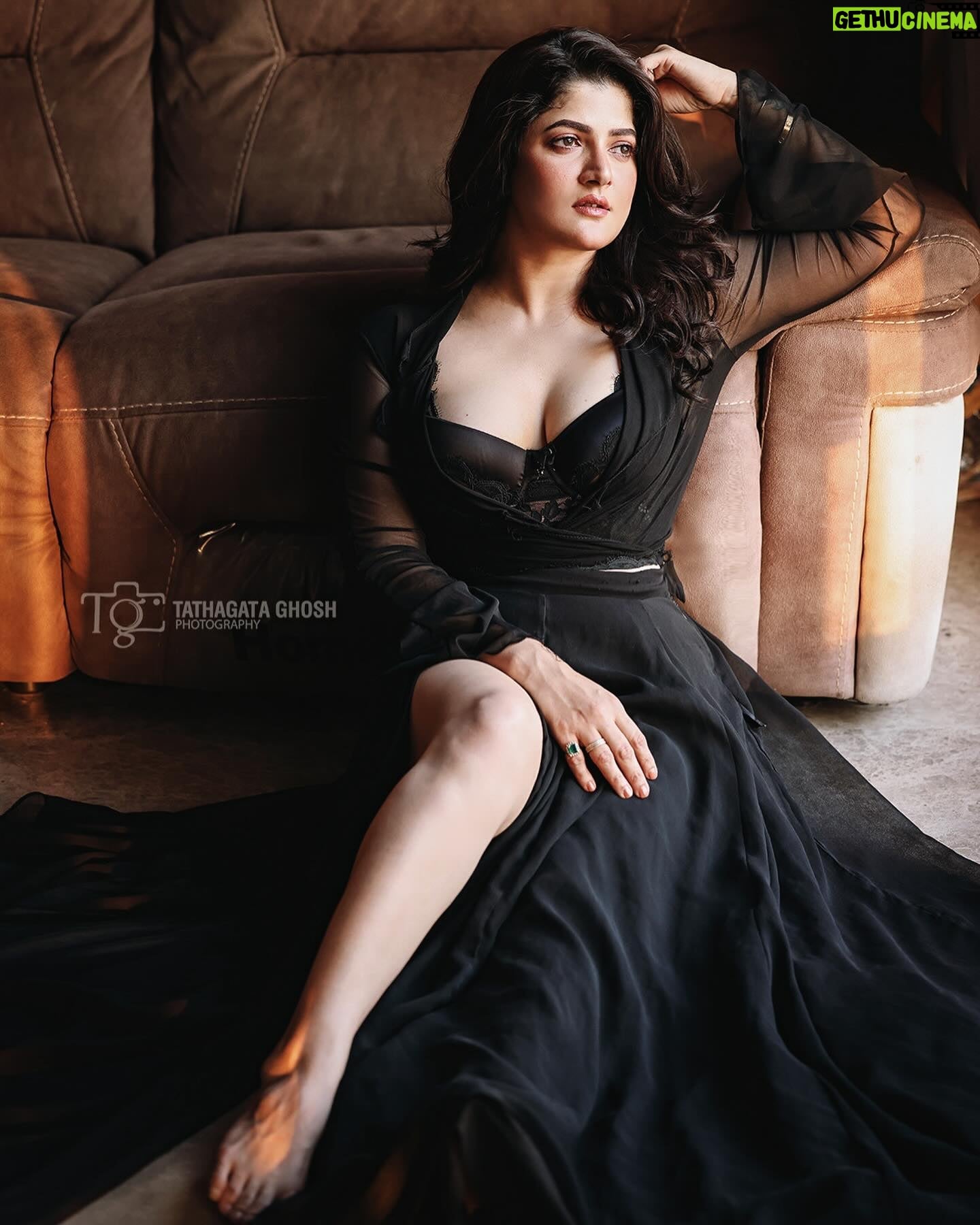Srabanti Chatterjee nude 4