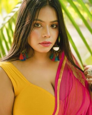 Sreetama Sen nude 6