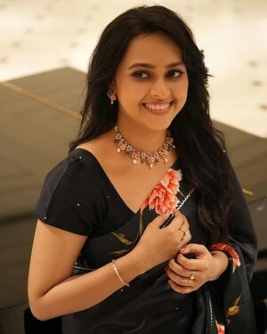 Sri Divya nude 4