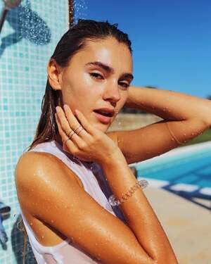 Stefanie Giesinger nude 8