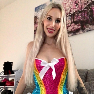 Stella Cinderella nude 12