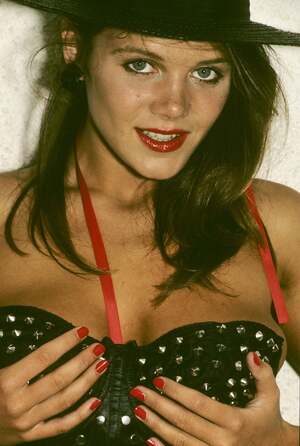 Stephanie Bews nude 8