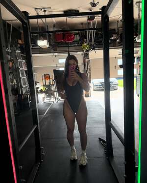 Stephanie Cooks nude 10
