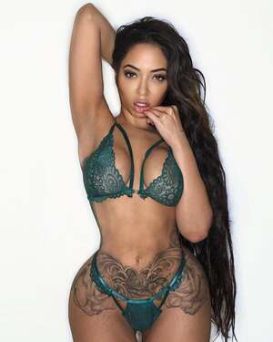 Stephanie Santiago nude 12