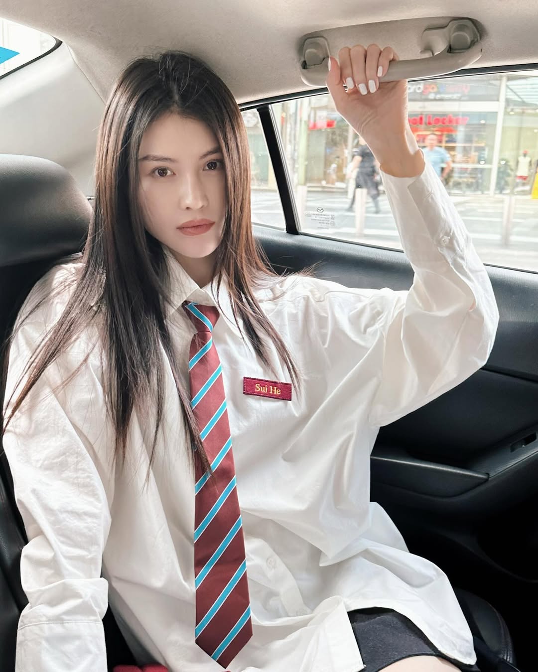 Sui He nude 10