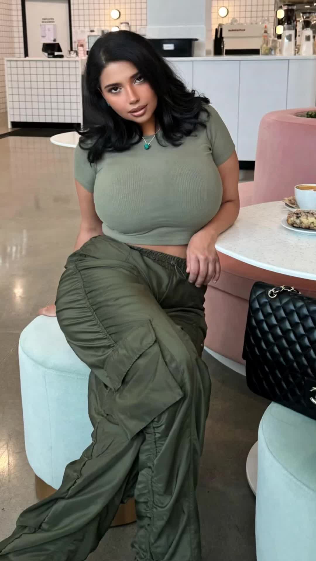 Sultana Sara nude 3