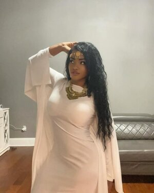 Summer Azul nude 8