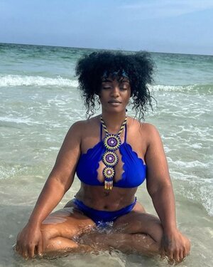 Summer Azul nude 9
