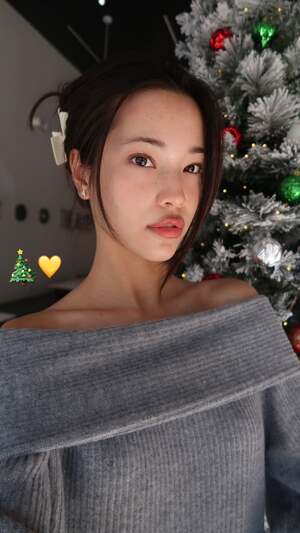 Sunjos ASMR nude 9