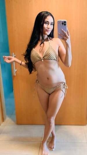 Sunshine Sina nude 5
